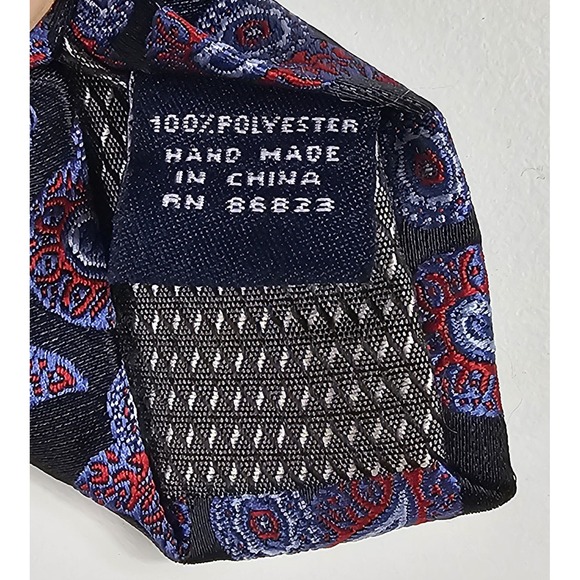 Thomas Stone Tie 100% Polyester Hand Made Black Purple Red Silver Paisley - Picture 6 of 7